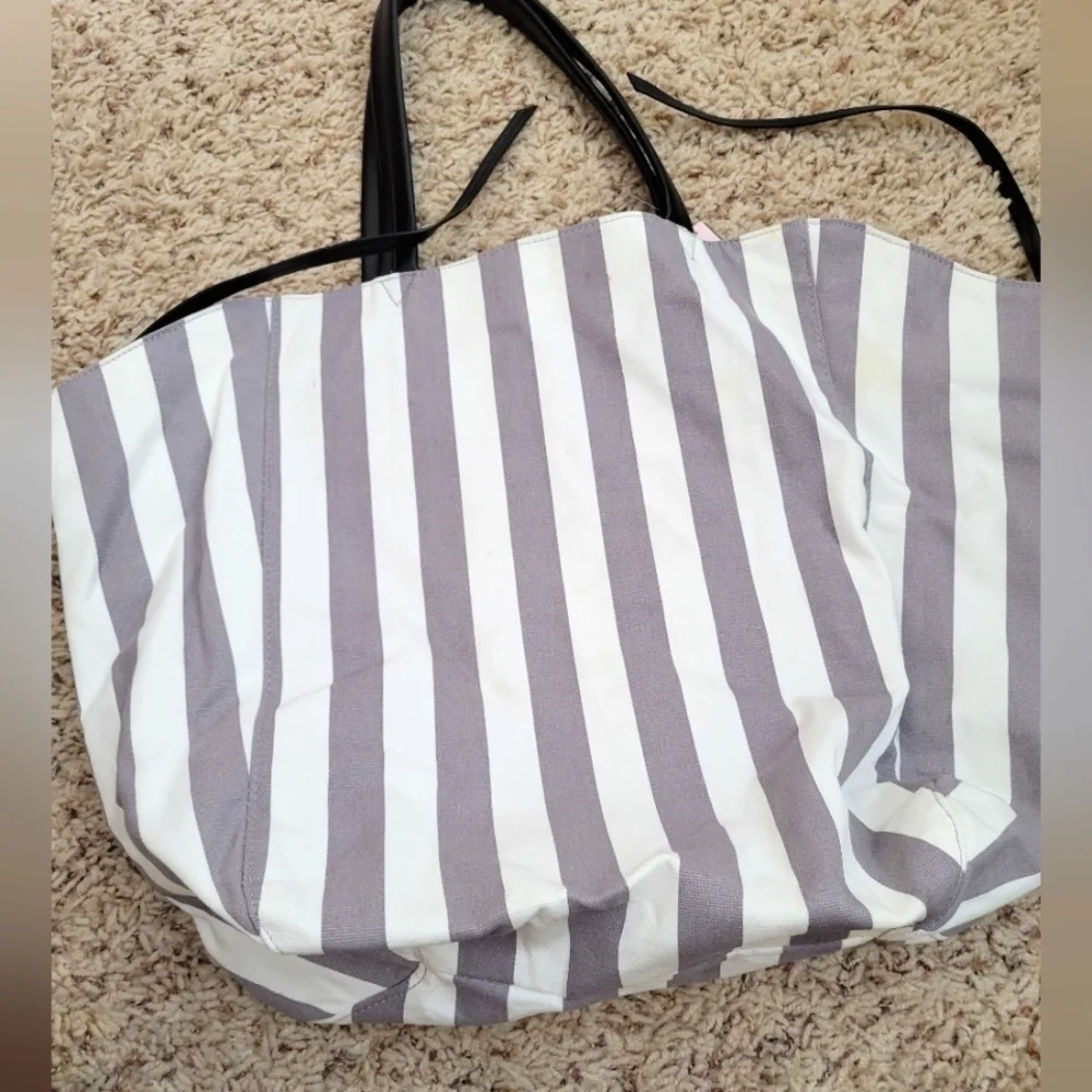 Victoria's Secret grey and white stripe beach Tote NWT